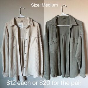 American Eagle Cream & Olive Waffle Knit Button-Ups